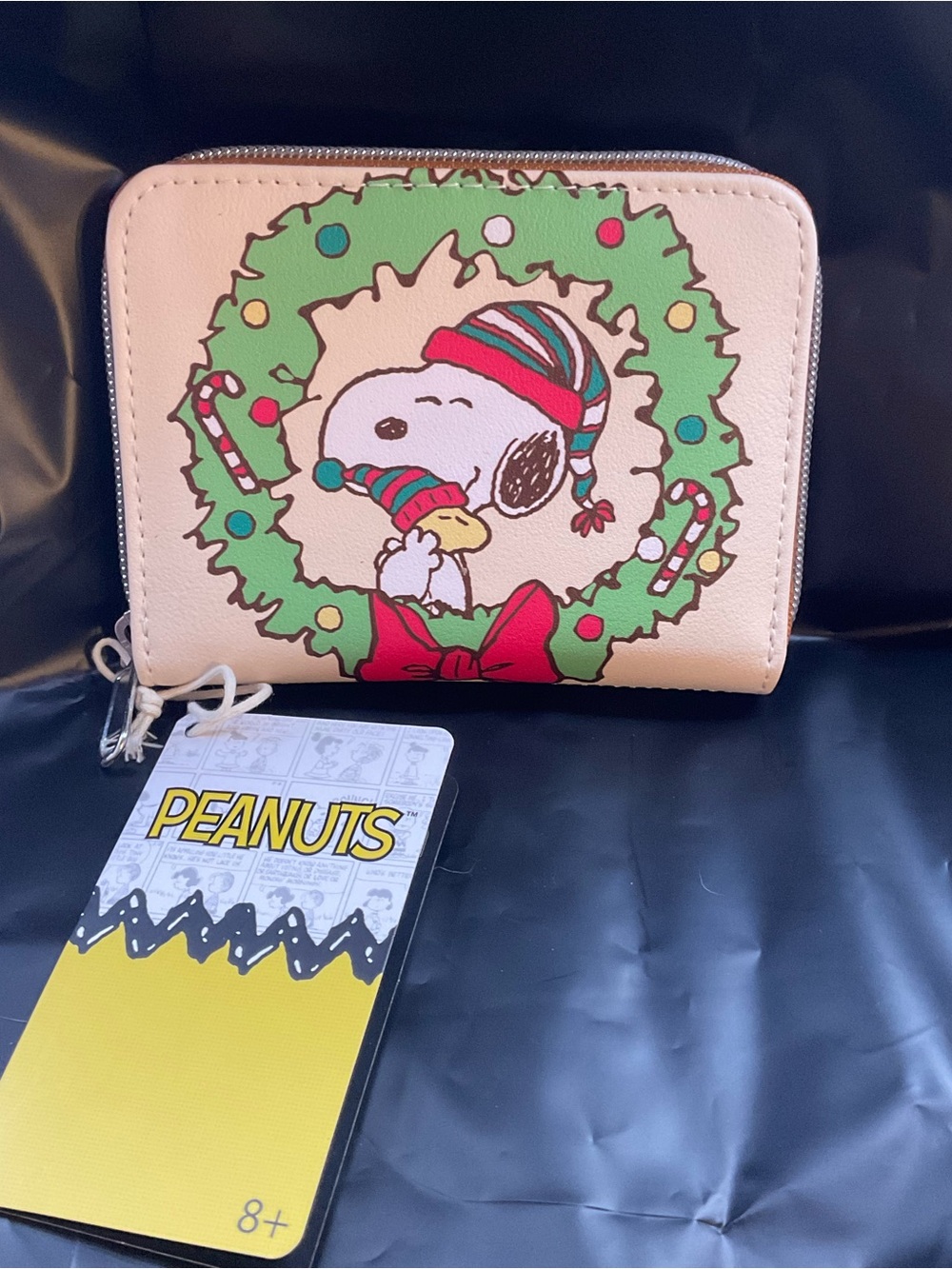 Loungefly Peanuts Snoopy Holiday Wreath Zip Wallet - Cream, Green, Red NWT